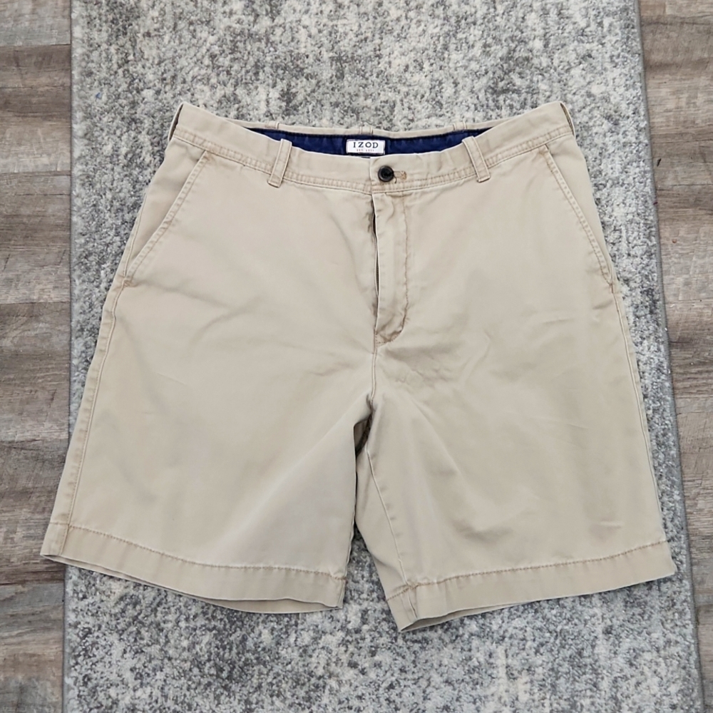 IZOD Mens Khaki Shorts size 36